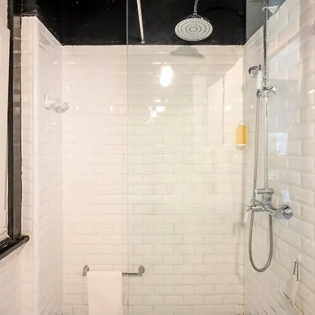 Full Building In Bairro Alto By Porta85 Apartament *