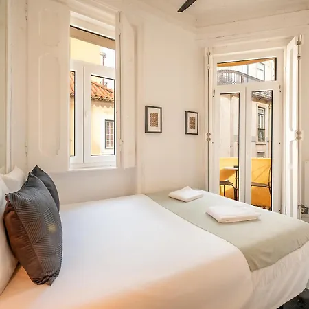 Full Building In Bairro Alto By Porta85 Apartament