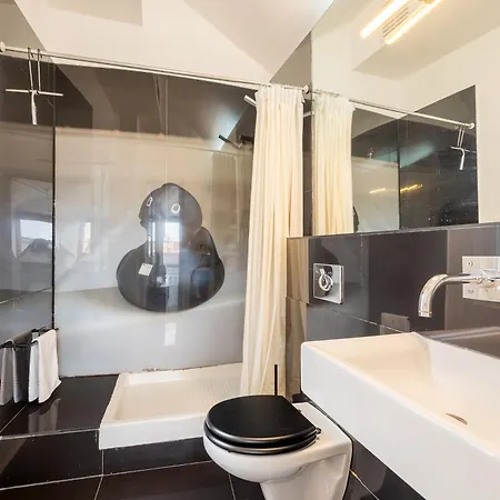 Apartament Full Building In Bairro Alto By Porta85