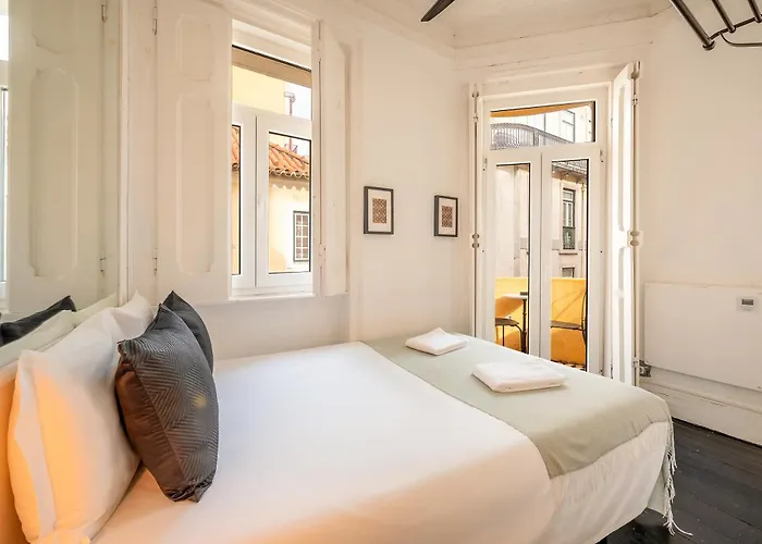 Full Building In Bairro Alto By Porta85 Lejlighed